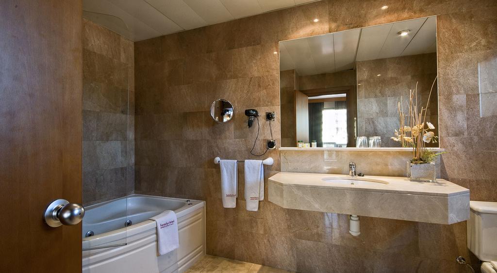 Aristol - Sagrada Familia Hotell 3*